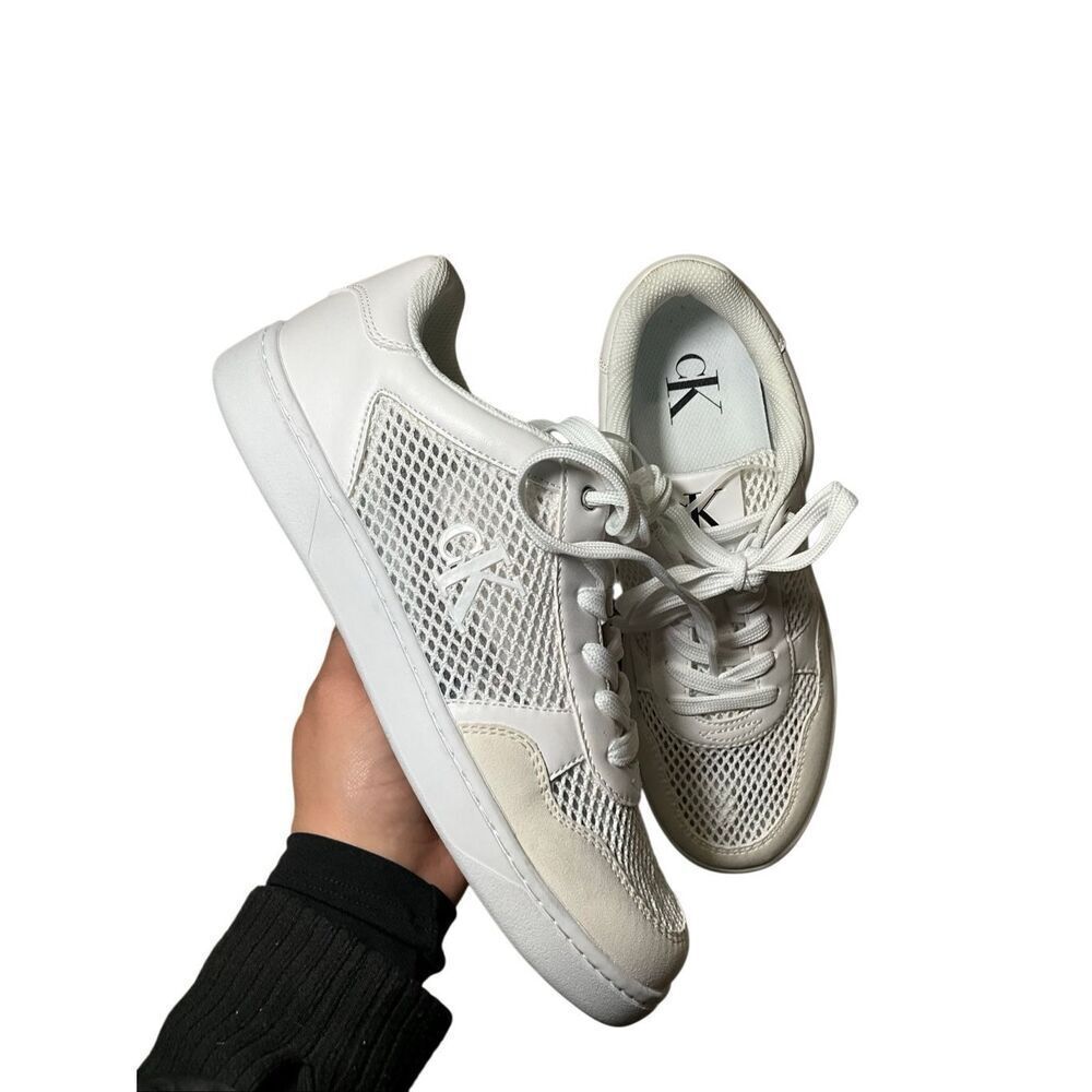 Calvin Klein | Heyra Logo Lace-Up Sneakers